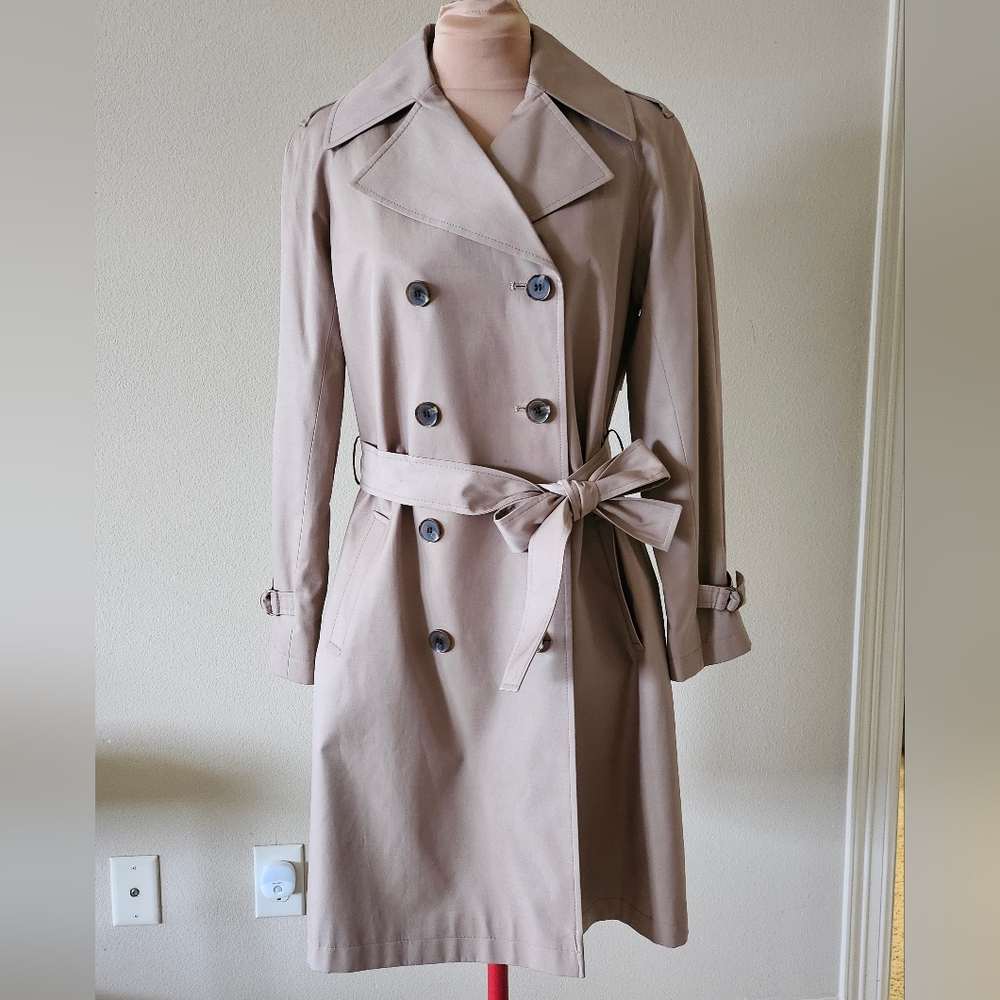 Larry Levine Beige Double-Breasted Trench Coat